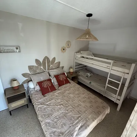 Appartement T2 Cosy A 200m De La Avec Parking Prive