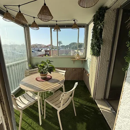 Appartement T2 Cosy A 200m De La Avec Parking Prive