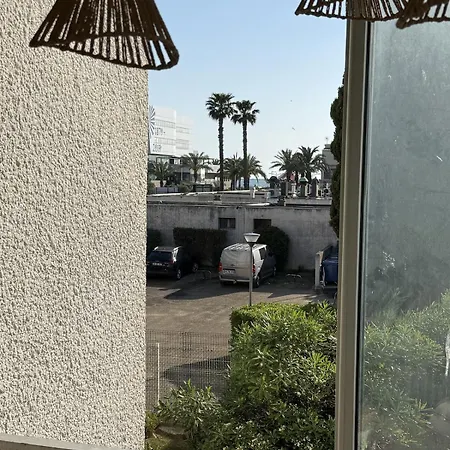 T2 Cosy A 200m De La Avec Parking Prive * Le Grau-du-Roi